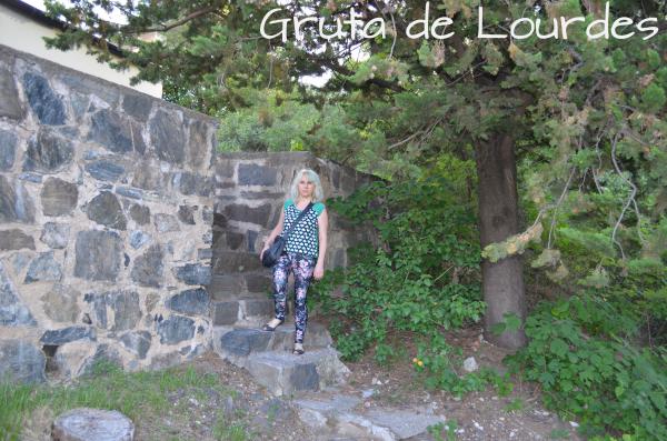 Название: gruta de lourdes2.jpg
Просмотров: 768
Размер: 59.1 Кб