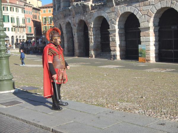 Название: verona2 (64).jpg
Просмотров: 644
Размер: 55.2 Кб