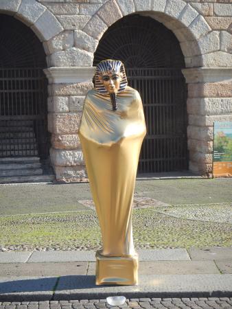 Название: verona2 (72).jpg
Просмотров: 581
Размер: 32.3 Кб