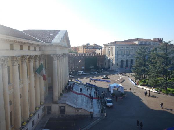 Название: verona2 (164).jpg
Просмотров: 433

Размер: 33.2 Кб