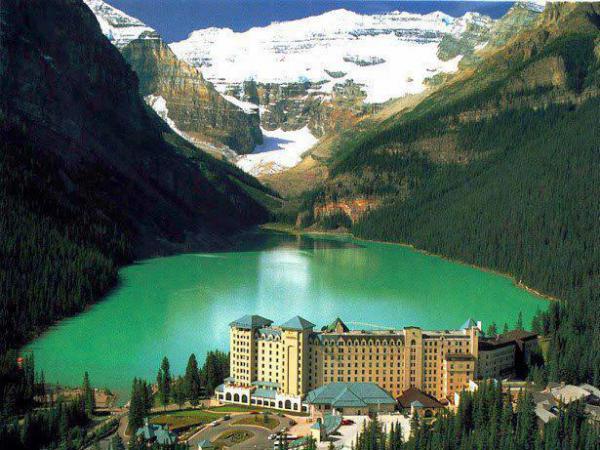 Название: fairmont-chateau-lake-louise-banff-national-park.jpg
Просмотров: 3168

Размер: 60.3 Кб