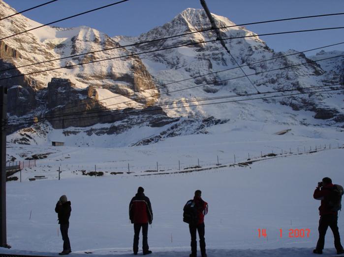 Название: последний взгляд на горы.jpg
Просмотров: 1019
Размер: 54.2 Кб