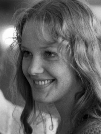 Название: elena7.jpg
Просмотров: 1289
Размер: 20.2 Кб