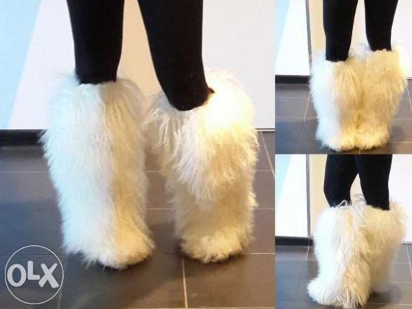 Название: 215205748_8_644x461_sapogi-fendi-36-35-razmer- (1).jpg
Просмотров: 278

Размер: 28.5 Кб