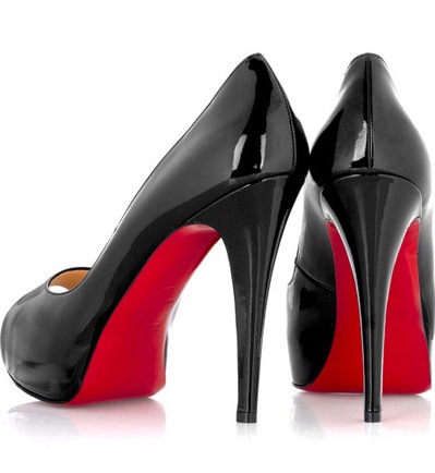 Название: 0321christian-louboutin-red-soles_fa.jpg
Просмотров: 388
Размер: 39.2 Кб