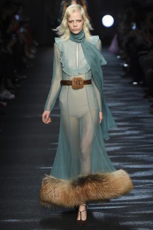 Название: blumarine2.jpg
Просмотров: 526
Размер: 17.2 Кб