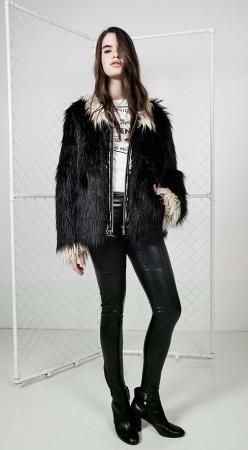 Название: Tapados de piel invierno 2016 Square.jpg
Просмотров: 733
Размер: 14.9 Кб