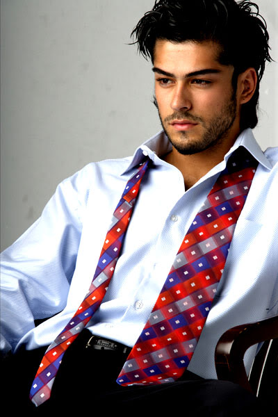 Название: Burak-ozcivit.jpg
Просмотров: 10937
Размер: 50.9 Кб