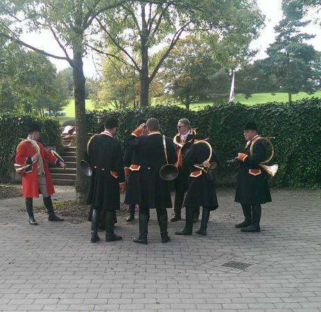 Название: Schleppjagd11.jpg
Просмотров: 3788
Размер: 52.4 Кб