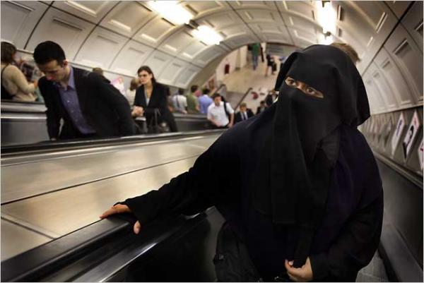 Название: Italy-niqab.jpg
Просмотров: 903

Размер: 32.2 Кб