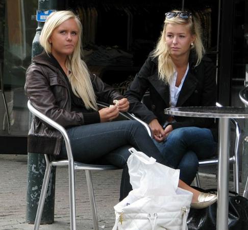 Название: девушки в Тронхейме 1.jpg
Просмотров: 1767
Размер: 36.6 Кб