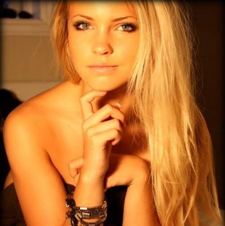 Название: самая кр блоггерша 1.jpg
Просмотров: 2134
Размер: 25.7 Кб